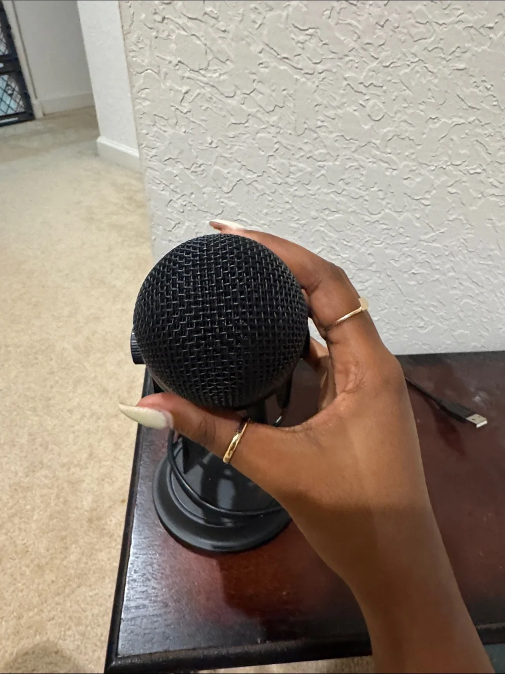 Blue Yeti USB Condenser Microphone - Brand Unspecified